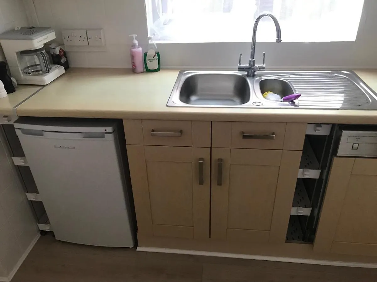 Bob'S House Quiet Retreat With Large Shared Garden Villa Loughborough